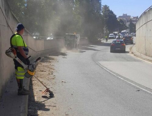 L’Ajuntament de Pineda neteja l’accés a l’autopista fart d’esperar a Carreteres