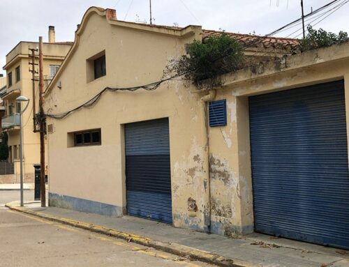 Els Comuns denuncien el baix preu de venda de l’antiga caserna de la Policia Local